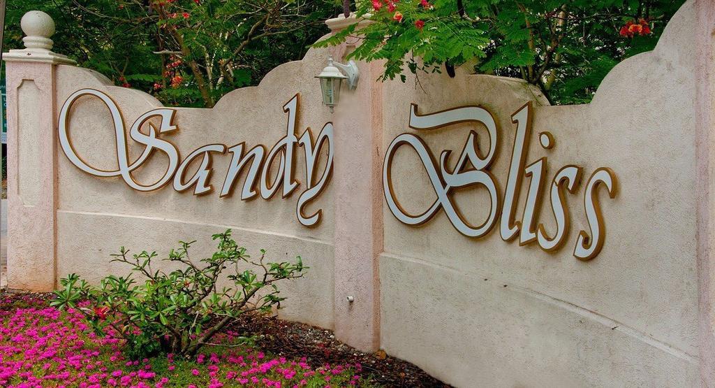 Sandy Bliss Condominiums Сейнт Джеймс Екстериор снимка